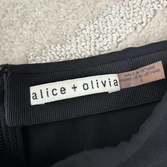 Alice + Olivia Ruffled Bells - Picture 2 of 3